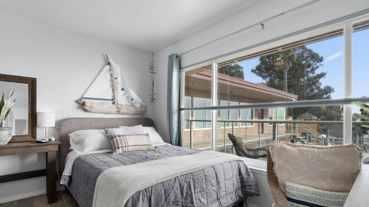 An oceanview condo in Capitola Village