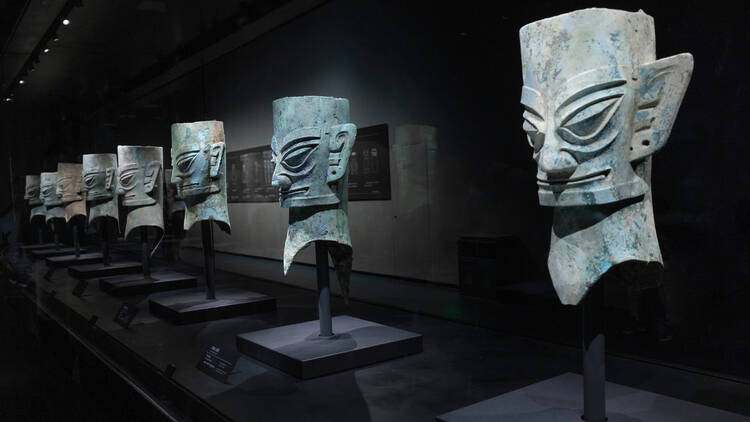 Bronze heads at the Sanxingdui exhibition