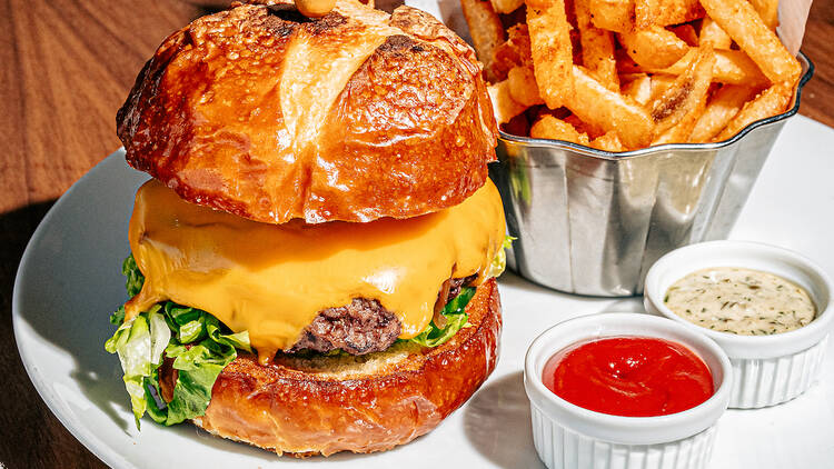 LA's Most Iconic Burgers