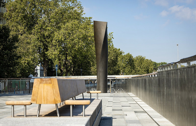 A brand-new embankment on the Thames has opened in west London