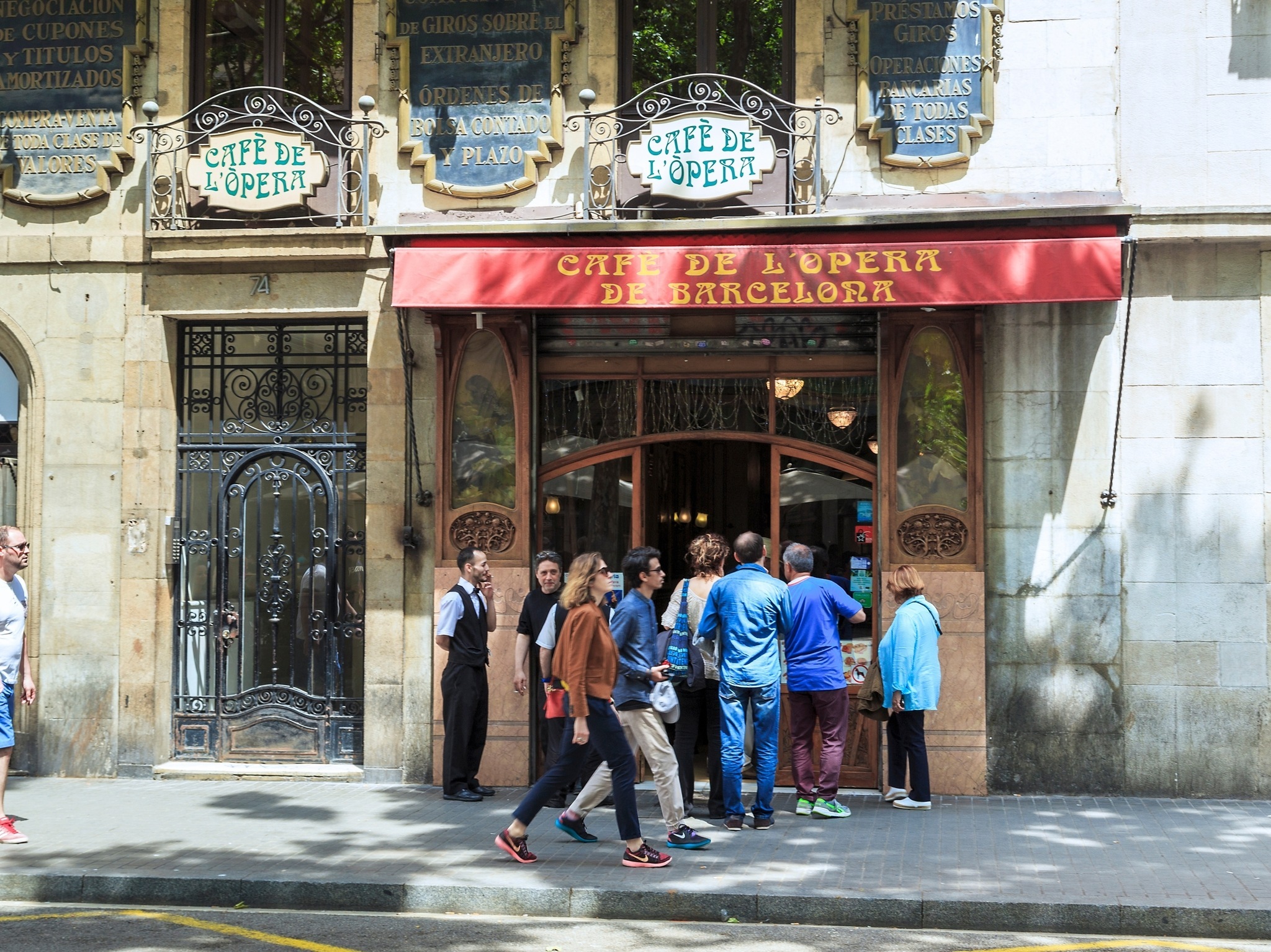 A Walk Down the Most Beautiful Boulevard in the World: Avenue des