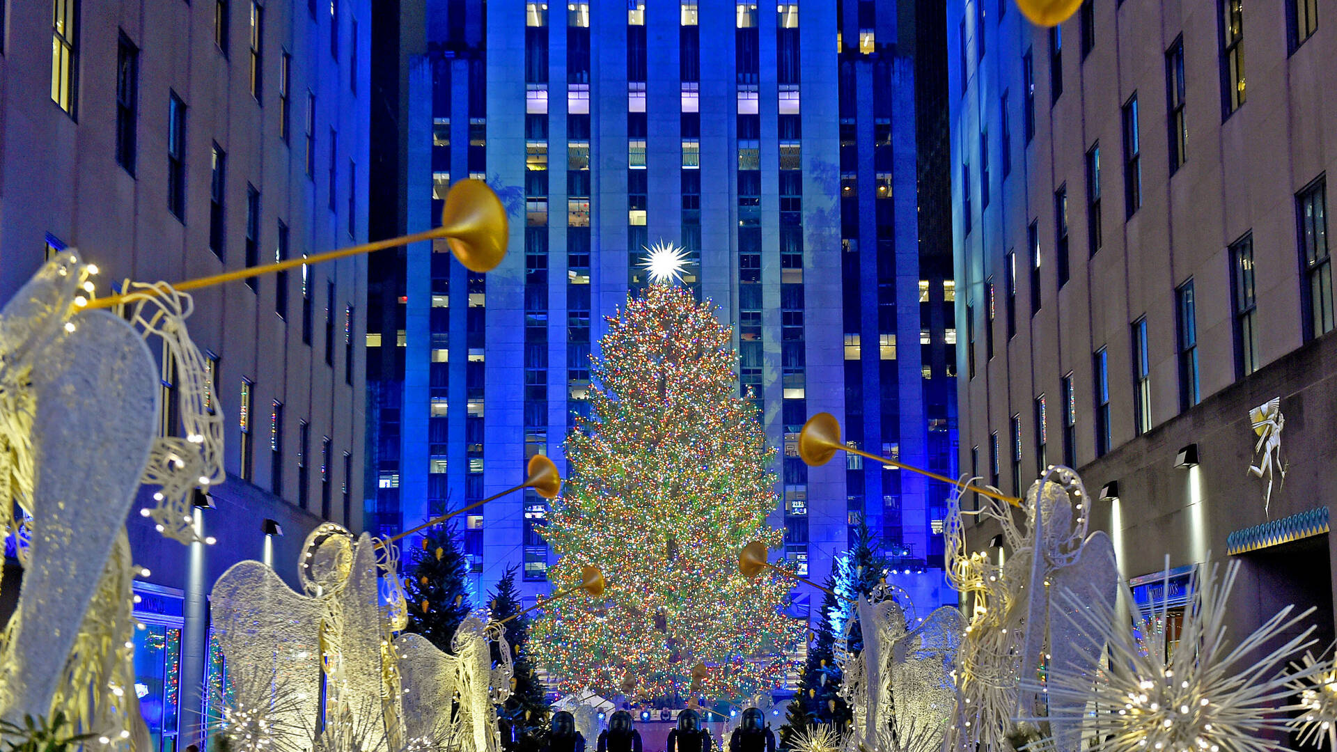 NYC street closures for the 2024 Rockefeller Center tree lighting