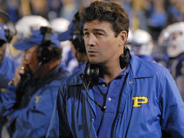 FRIDAY NIGHT LIGHTS (2006-2011) – A MASTERPIECE WORTH BINGEING ON –