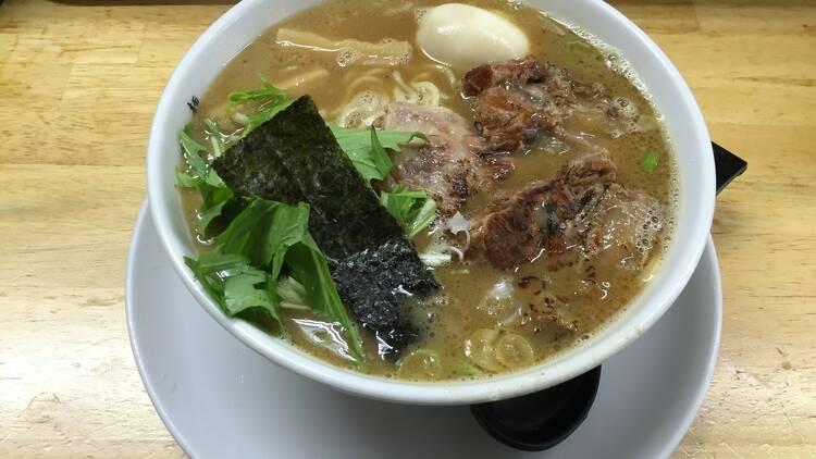 地元の特産を生かした名物ラーメン