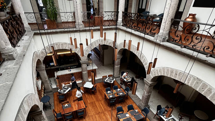 Hotel Herencia en Morelia con vista a restaurante Casa Ofelia