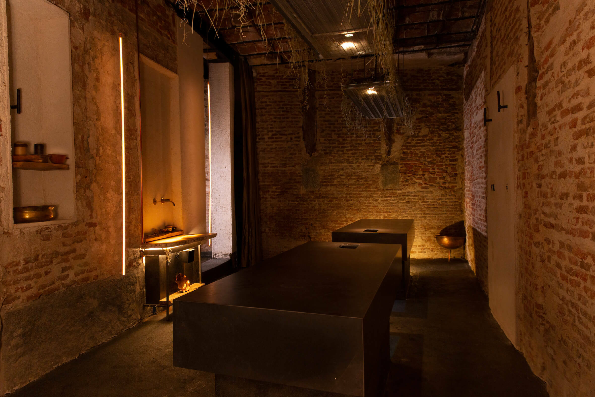 Halmma, el nuevo templo de los masajes que no es un spa (pero lo parece) en Chueca