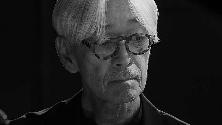 坂本龍一の活動をたどる大規模個展