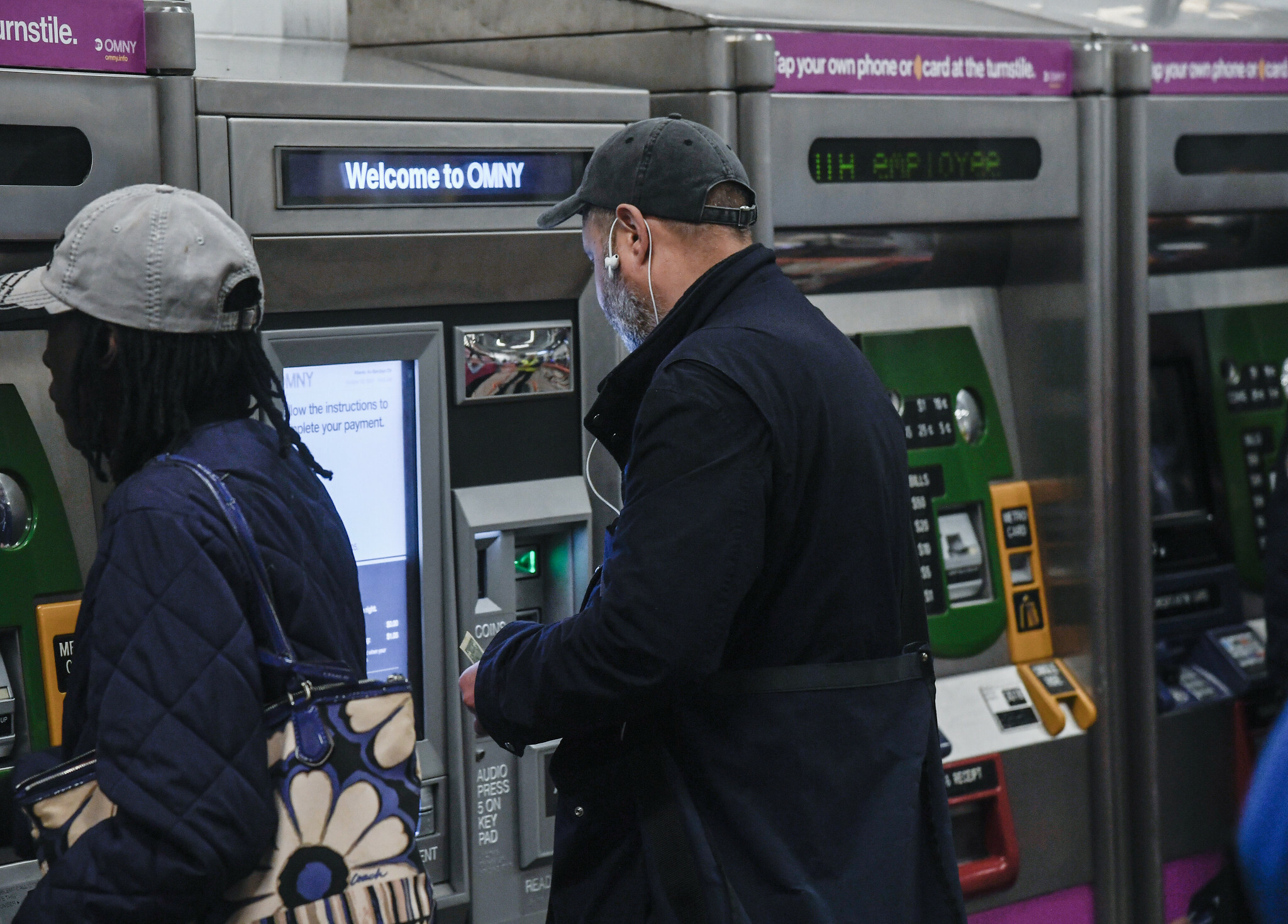 All NYC subway stations are now getting OMNY vending machines