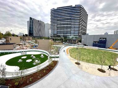 3つの広場と樹林地が整備、「都立明治公園」が国立競技場そばに開園 3つの広場と樹林地が整備、「都立明治公園」が国立競技場そばに開園