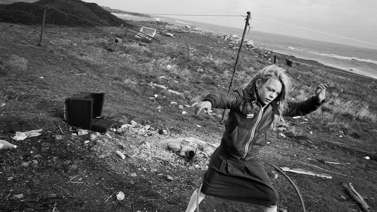 Chris Kilip, Helen and her Hula-hoop, Seacoal Camp, Lynemouth, Northumberland, 1984 © Chris Killip Photography Trust/Magnum Photos, courtesy Martin Parr Foundation