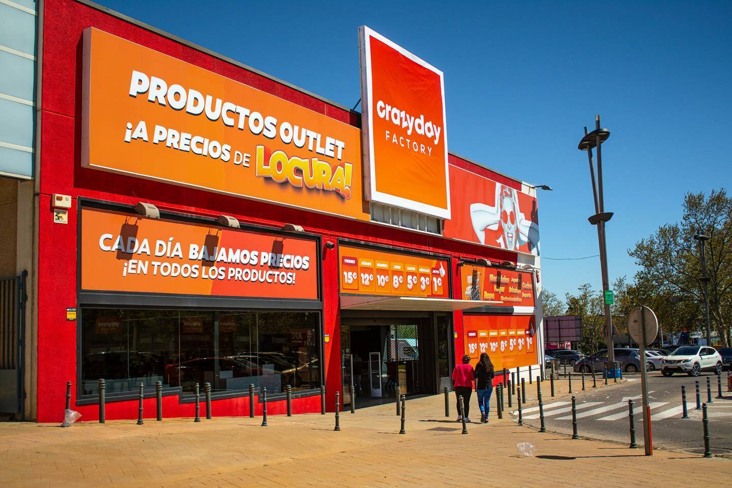 OUTLET OFERTAS MADRID  Precios locos: los productos de esta tienda de  Madrid cuestan menos de 1 euro