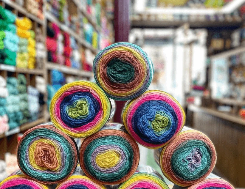 Una de las tiendas de lanas de Madrid con m&aacute;s solera y ovillos de lana para elegir