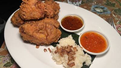 Anajak hat yai fried chicken Anajak hat yai fried chicken