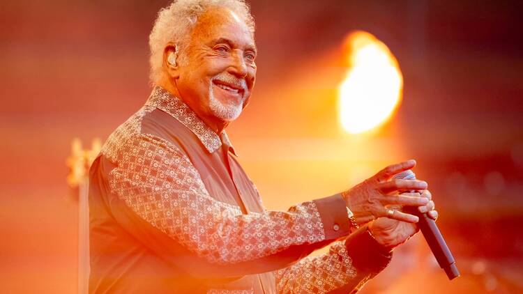 Tom Jones will perform in Singapore in March 2024