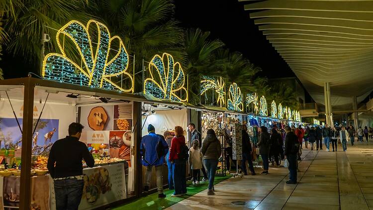 Málaga: Mercadillo de Navidad Muelle Uno