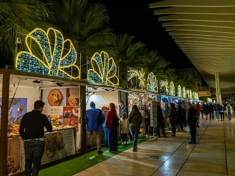 Málaga: Mercadillo de Navidad Muelle Uno
