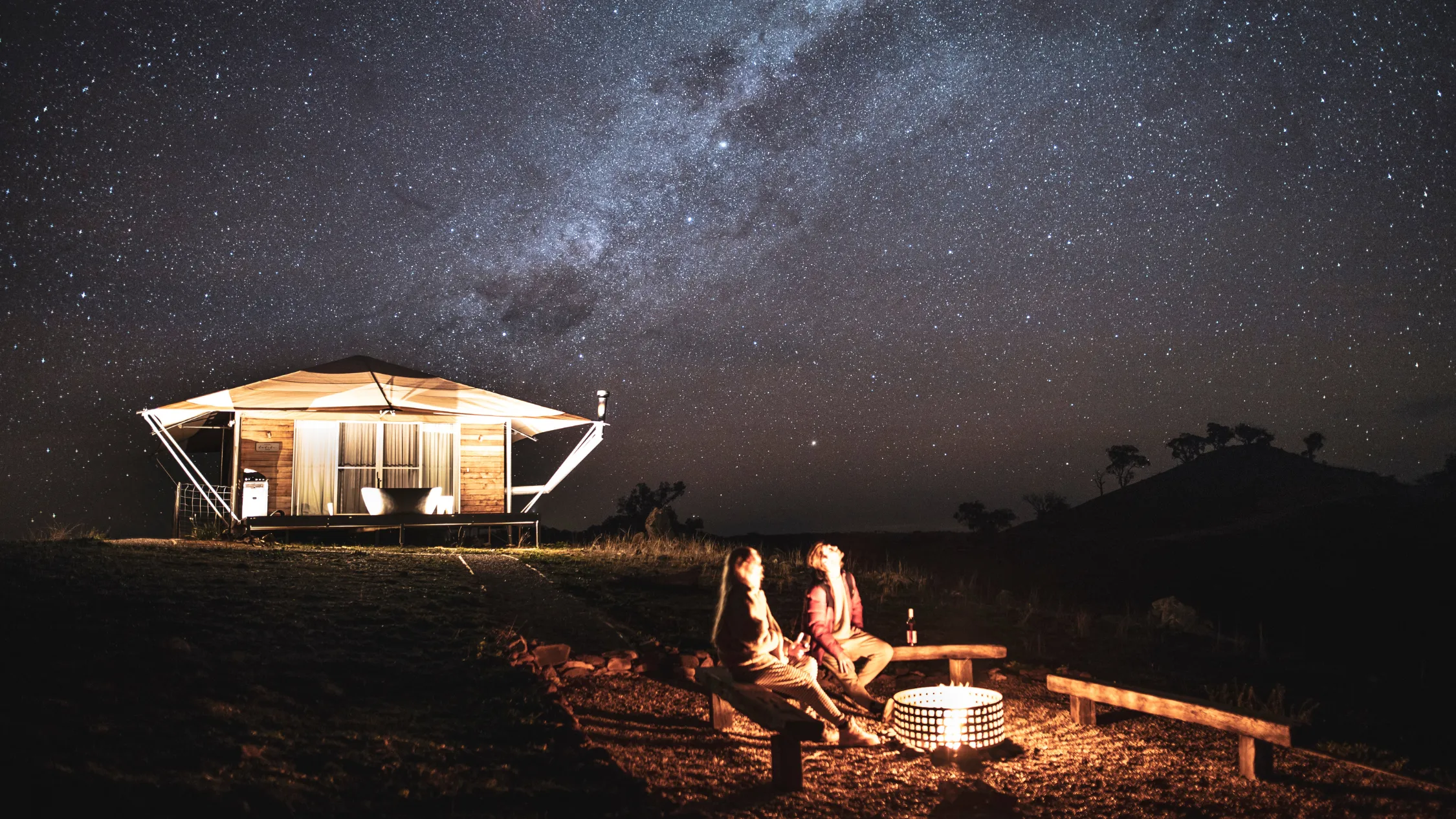 glamping tent at night at sierra escape mudgee