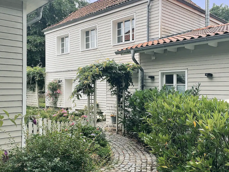 The Brocante-style cottage in Rosengarten