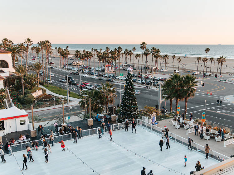 Ice at Santa Monica  Things to do in Los Angeles