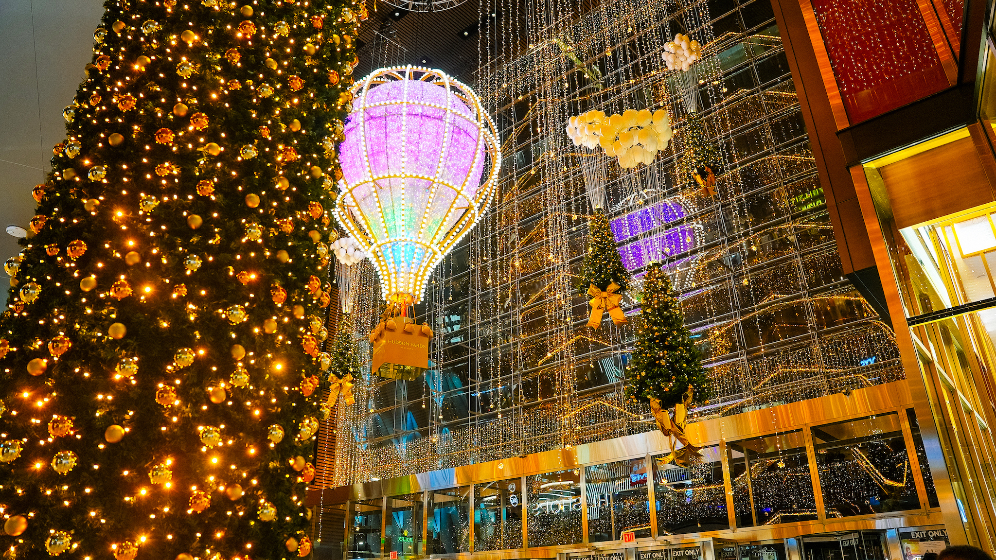 Magical Christmas Decorations in New York City 2023