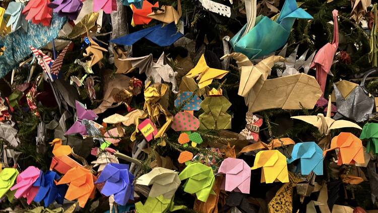 Admire AMNH's Origami Holiday Tree