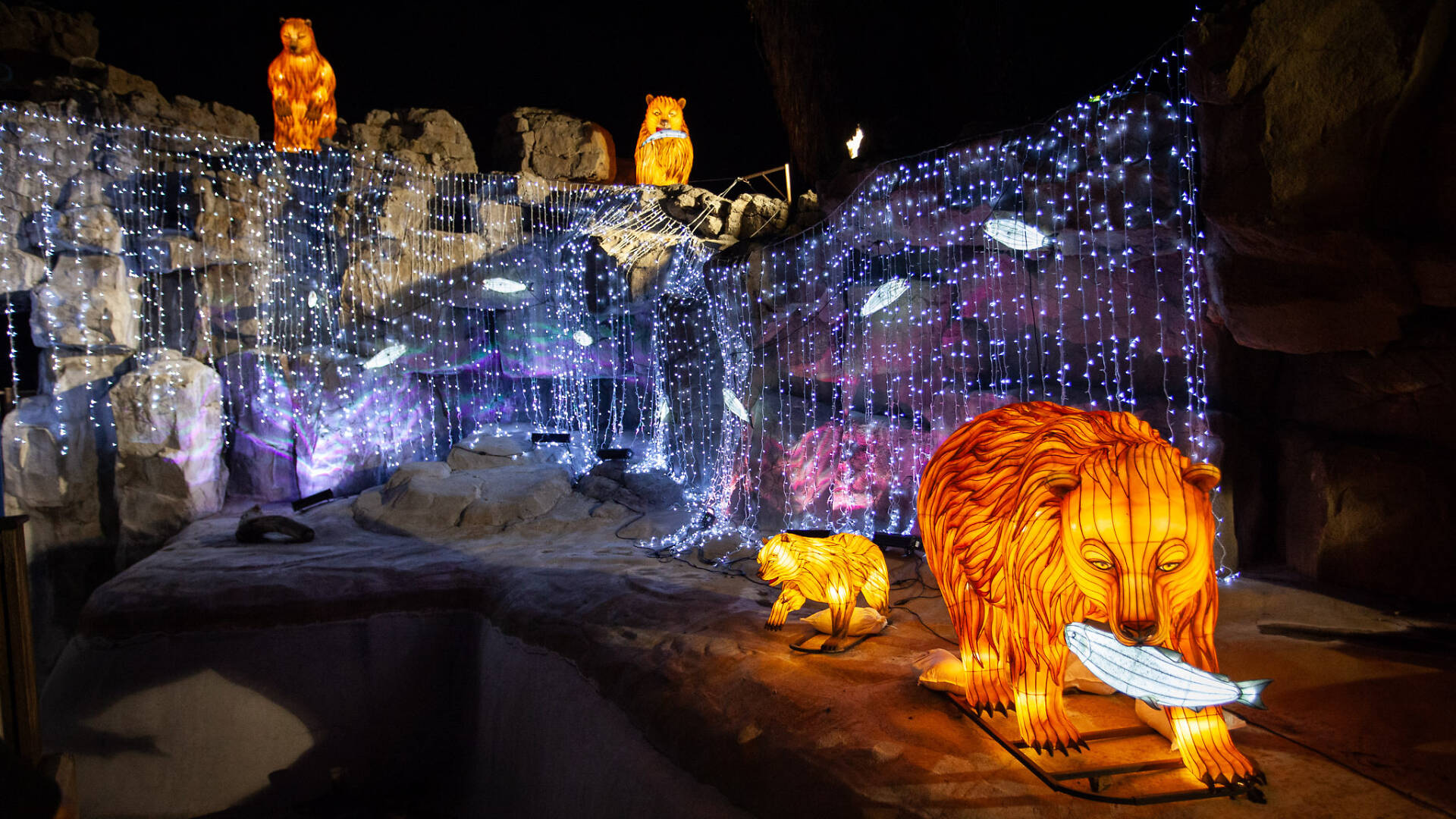 L.A. Zoo Lights: Tickets, Dates for Los Angeles Zoo holiday show