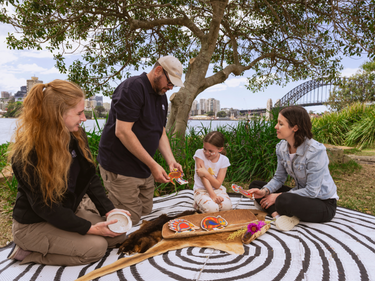 Christmas Art in the Park: Native animal painting