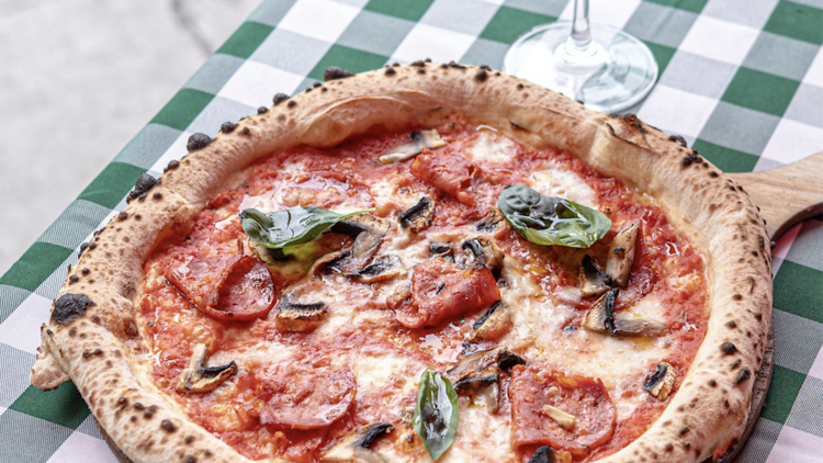 El restaurant Ciao Ciao oferirà una pizza sencera amb beguda per cinc euros
