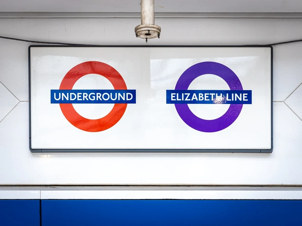 London Underground and Elizabeth Line signs