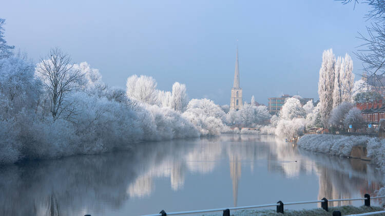 Worcester, River Severn, in the snow