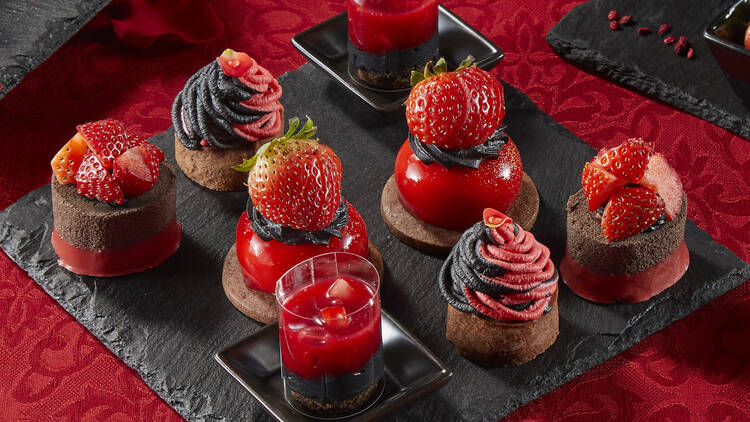 Strawberry Afternoon Tea～Red×Black～