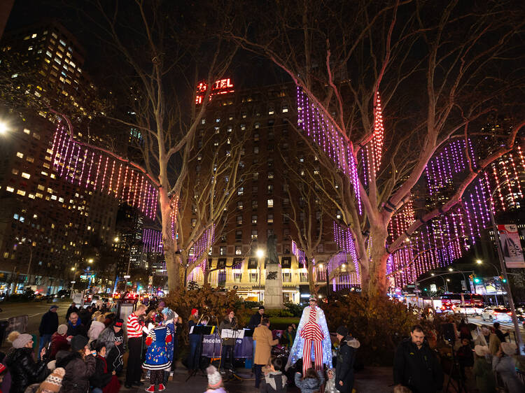 12 essential holiday experiences everyone has in NYC
