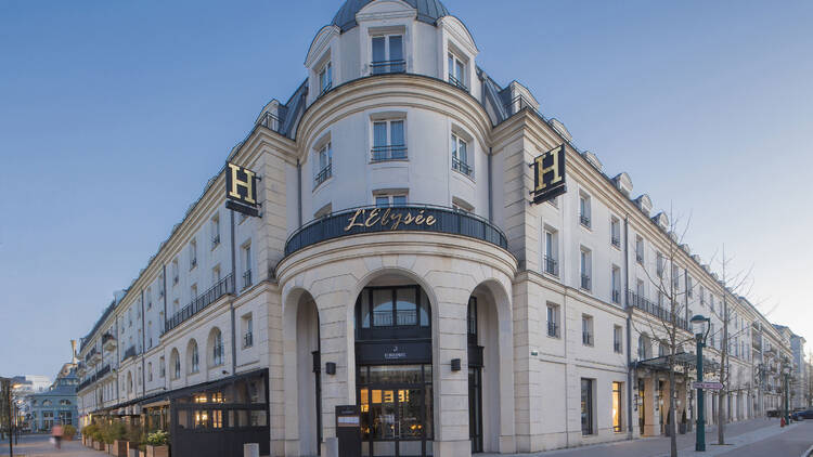 Hotel l'Elysee Val d'Europe, Paris, 2023