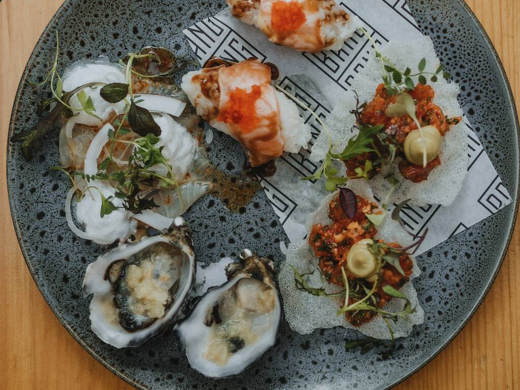 The 10 best oyster happy hours in Melbourne