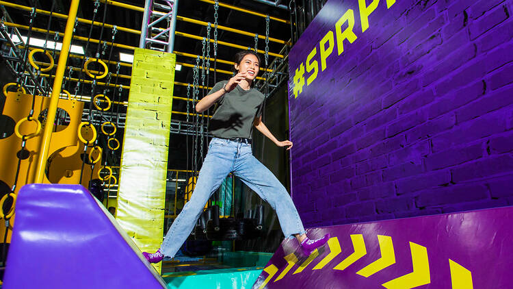 Picture of a girl playing at the indoor theme park SuperPark.