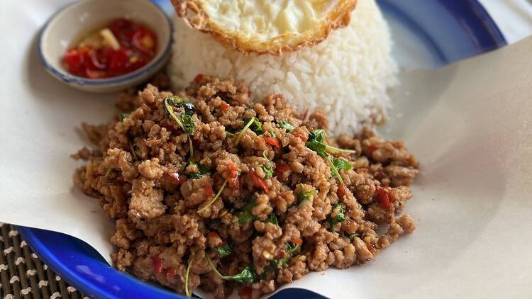 A meat and rice dish at Mon Thai
