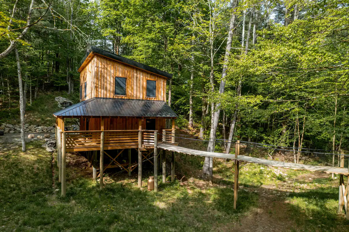 A Modern Log Cabin in Catskill, NY – ESCAPE BROOKLYN