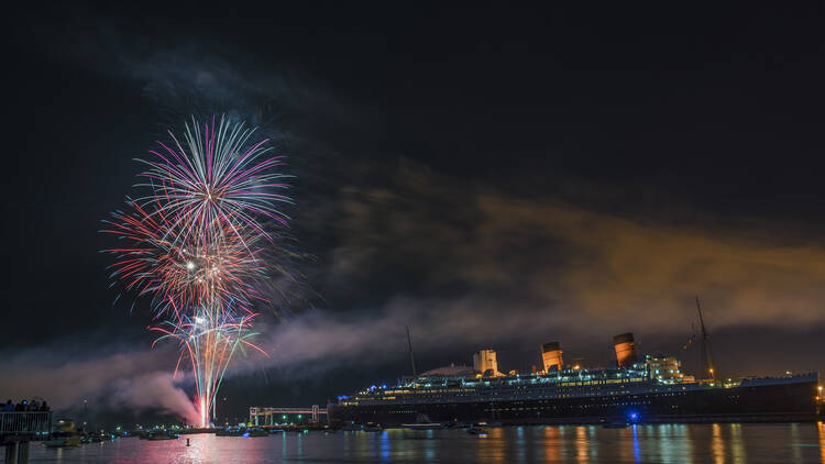 New Year’s Eve Fireworks on the Long Beach Waterfront