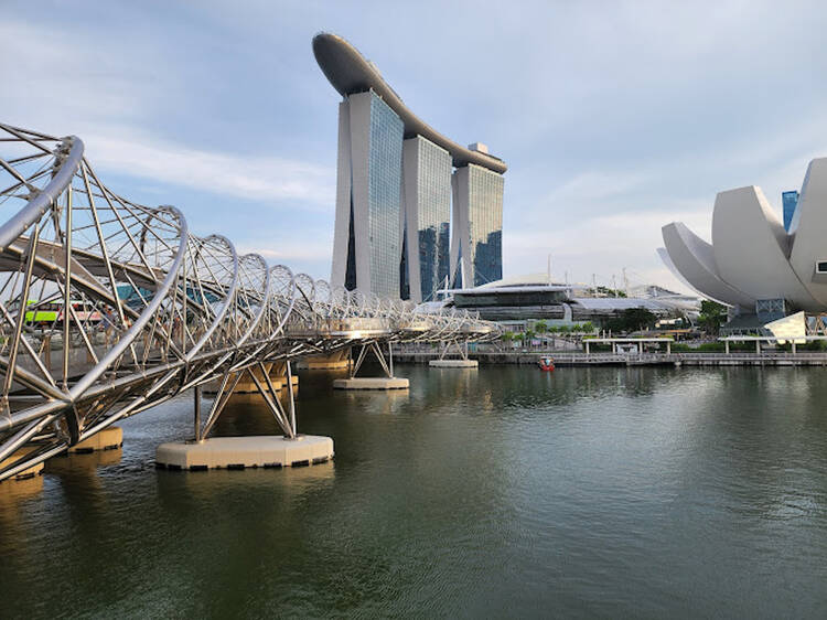 Helix Bridge