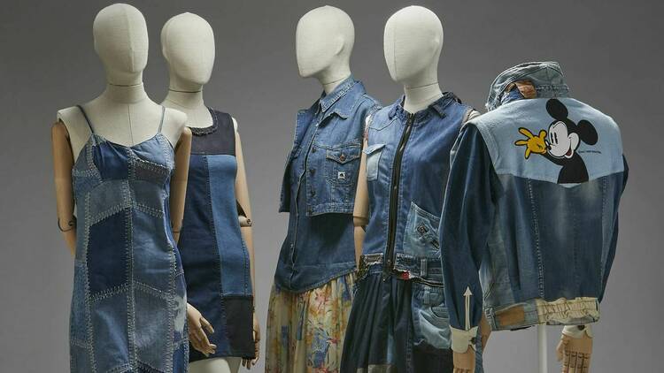 Jeans, de la calle al Ritz (Museo del Traje).