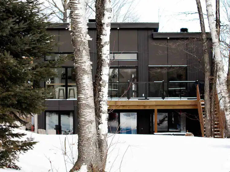 Industrial Chic Cottage in Chertsey, Québec