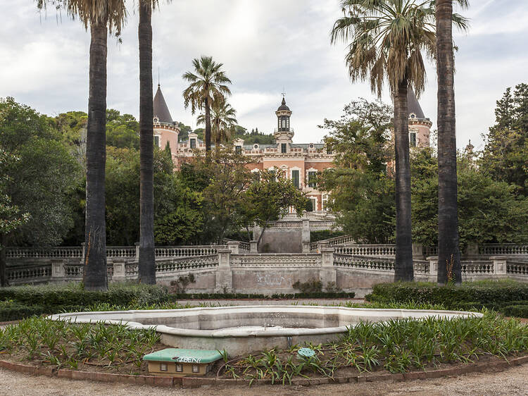 Jardines del Palau de les Heures