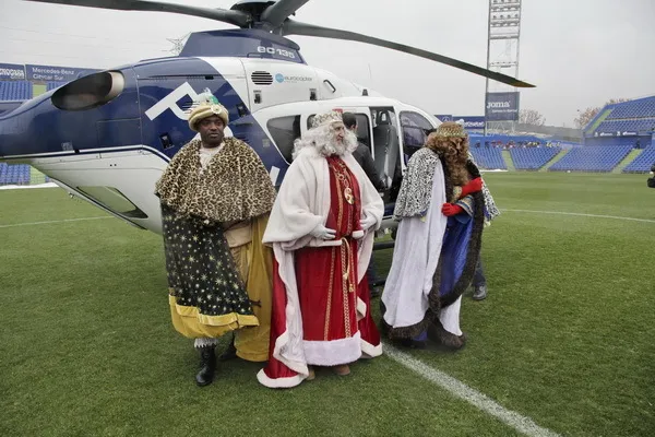 Llegada de los Reyes Magos en helicóptero