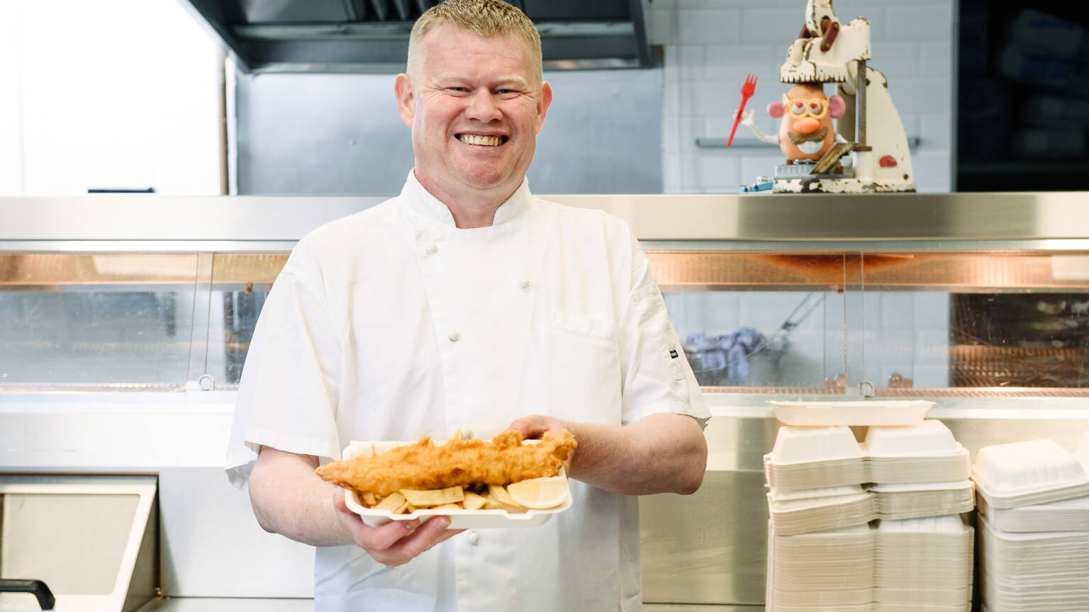 17 Best Fish and Chips in the UK | Best Chippies and Fish Restaurants