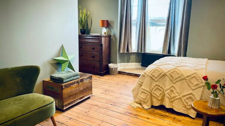 The harbourside hideaway with vintage furnishings