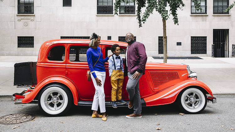 Family on a tour (Nowaday | Vintage Car Tours NYC)