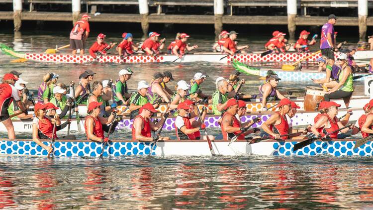 Dragon boat racing