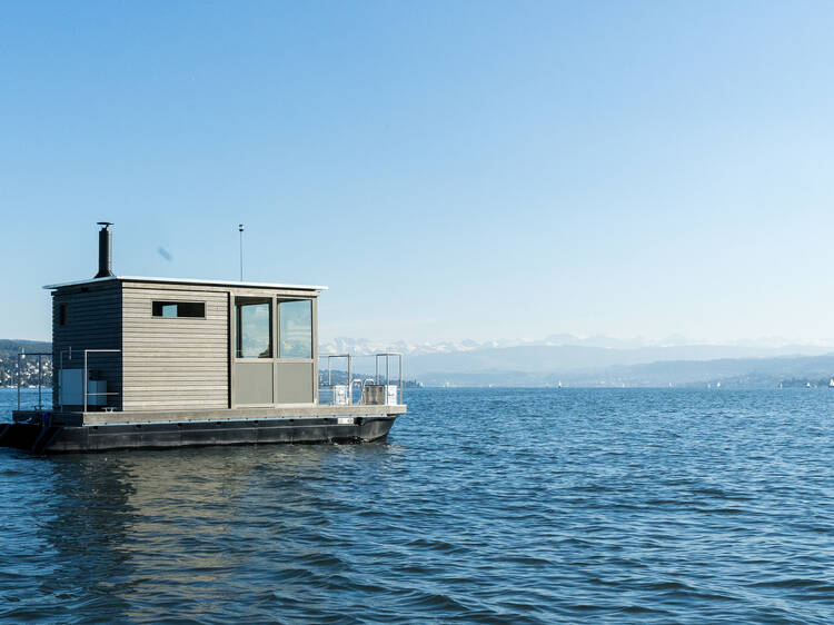 I drove a sauna boat and cold plunged into Lake Zurich
