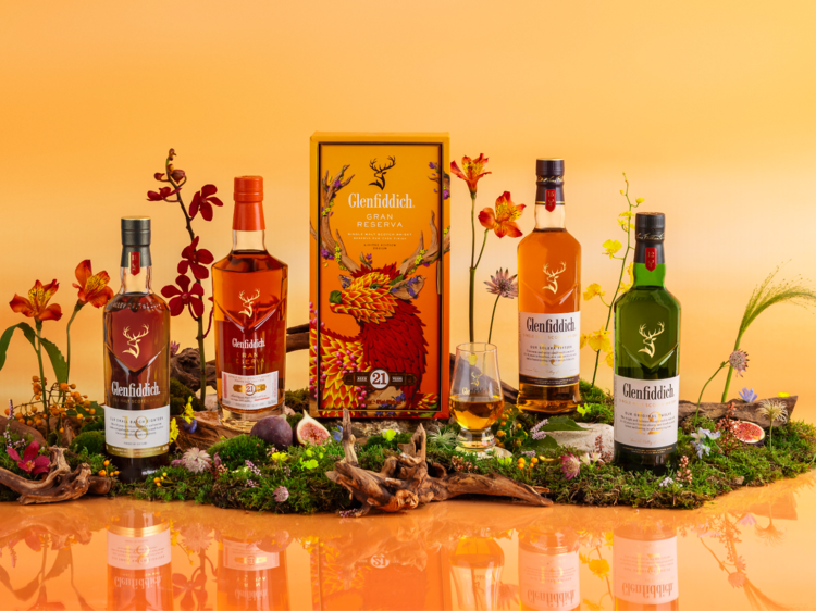 This Glenfiddich Chinese New Year Pop-up has limited edition gift packs and Fortune highballs