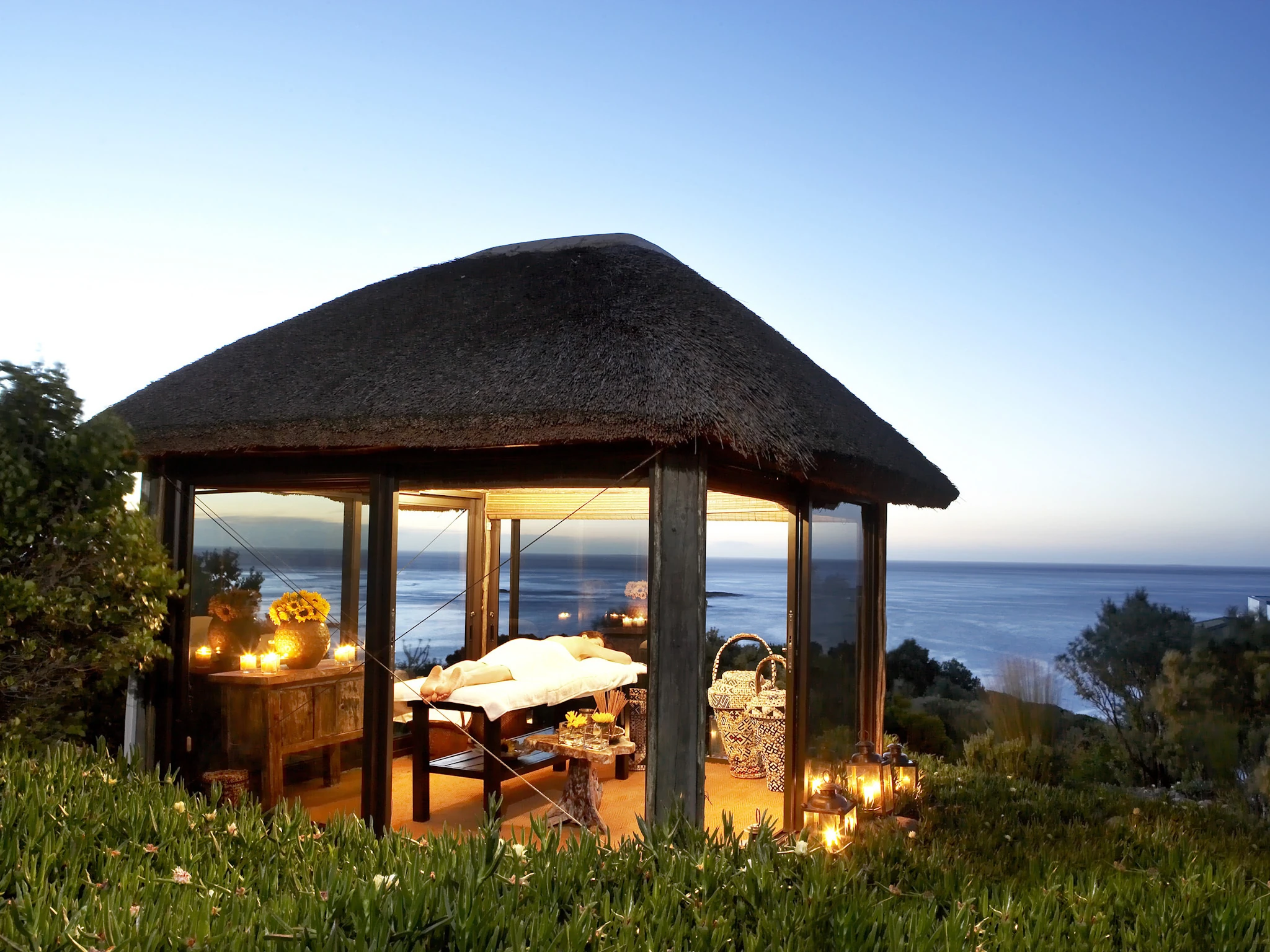 Twelve Apostles Spa Gazebo